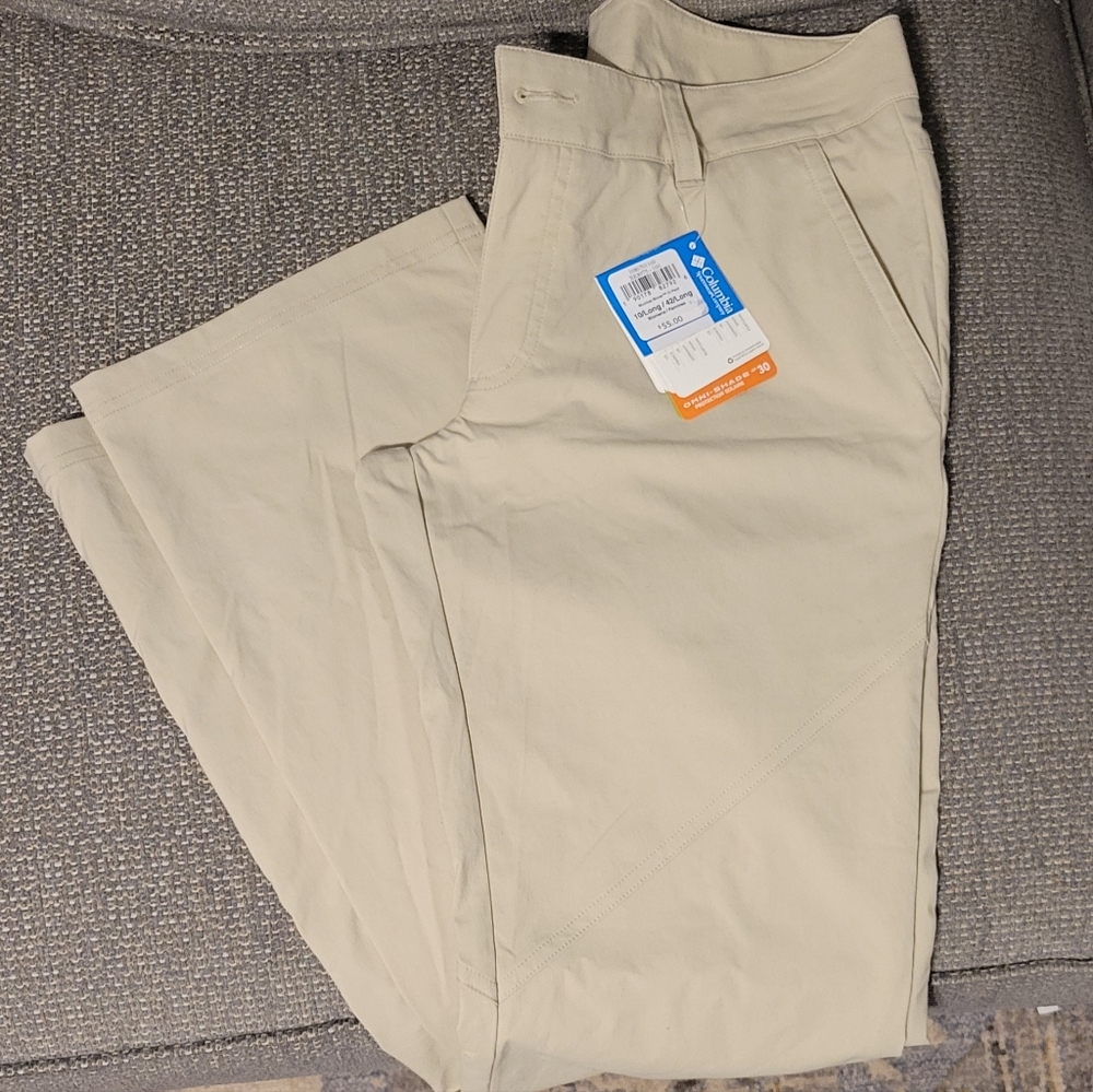 Women's khaki Columbia pants